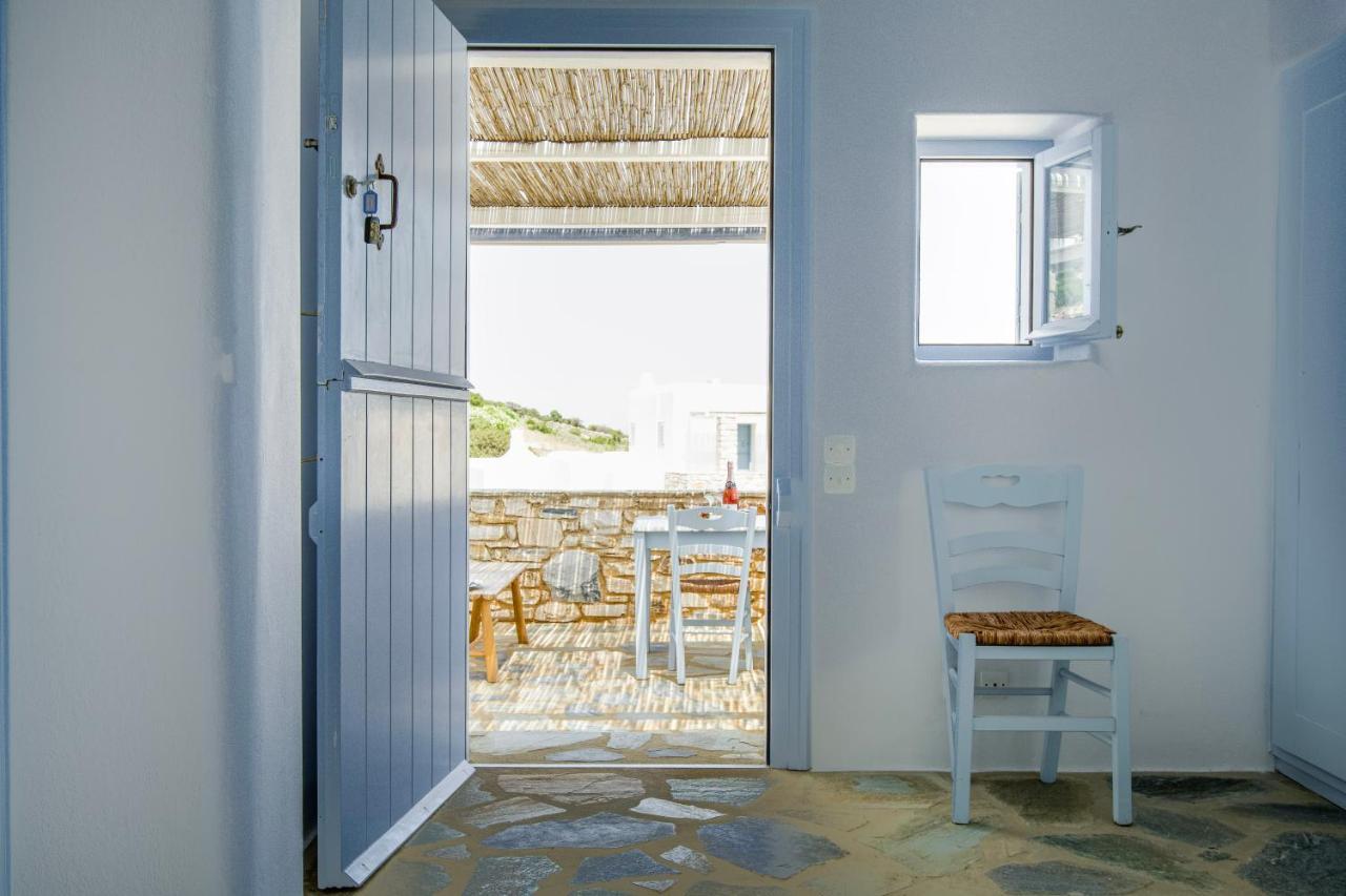 Villa Rossi Paros Luxury Apartments And Suites Drios Bagian luar foto